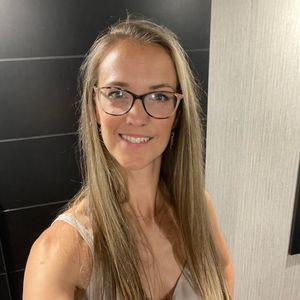 Meet your Posher, Emilie